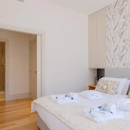 Boutique Rentals- The Ribeira***** Great Views *