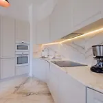 Boutique Rentals- The Ribeira***** Great Views 아파트 *
