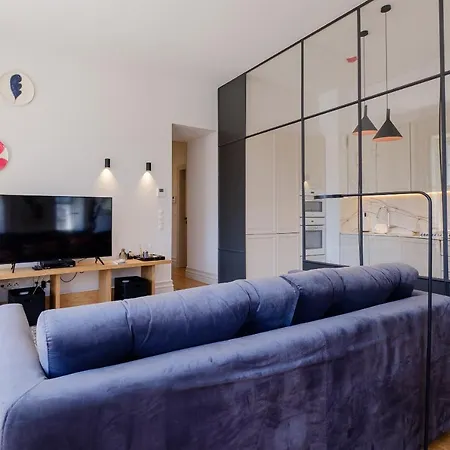 Boutique Rentals- The Ribeira***** Great Views * Porto